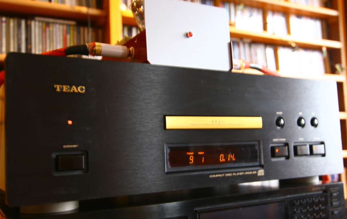 TEAC_X25_CD_player